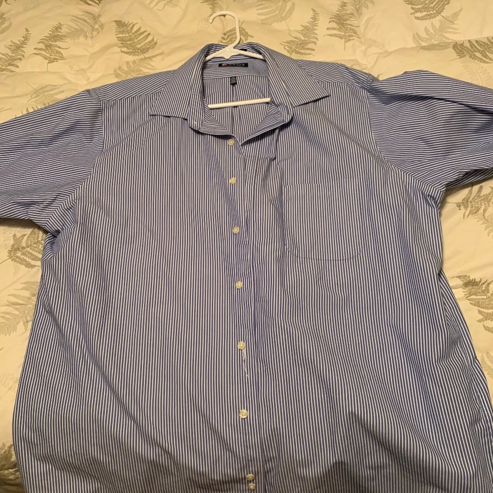 CHAPS STRIPED BUTTON DOWN